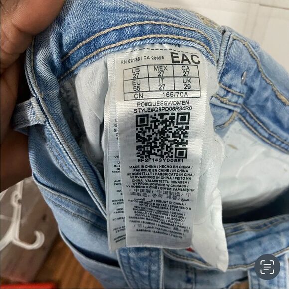 Guess Jeans Light Wash Distressed Denim Overalls - Picture 4 of 4